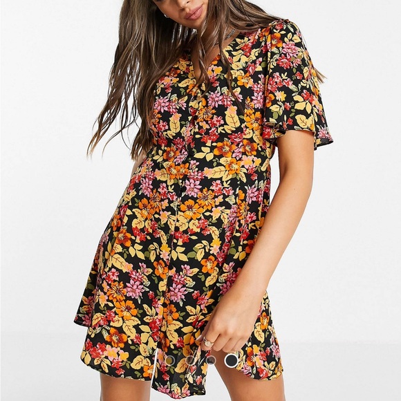 Floral Mini Dress - Picture 6 of 6